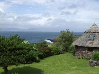 200 year old Irish Cottage, Dingle (pics from myhome.ie)