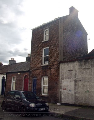 Tall House - Bayview Avenue, Dublin 3 | Dublin City Cottages